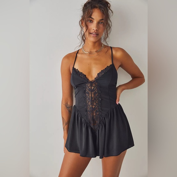 Free People Intimately Dream Of Me Romper Playsuit Size Medium - Picture 4 of 15